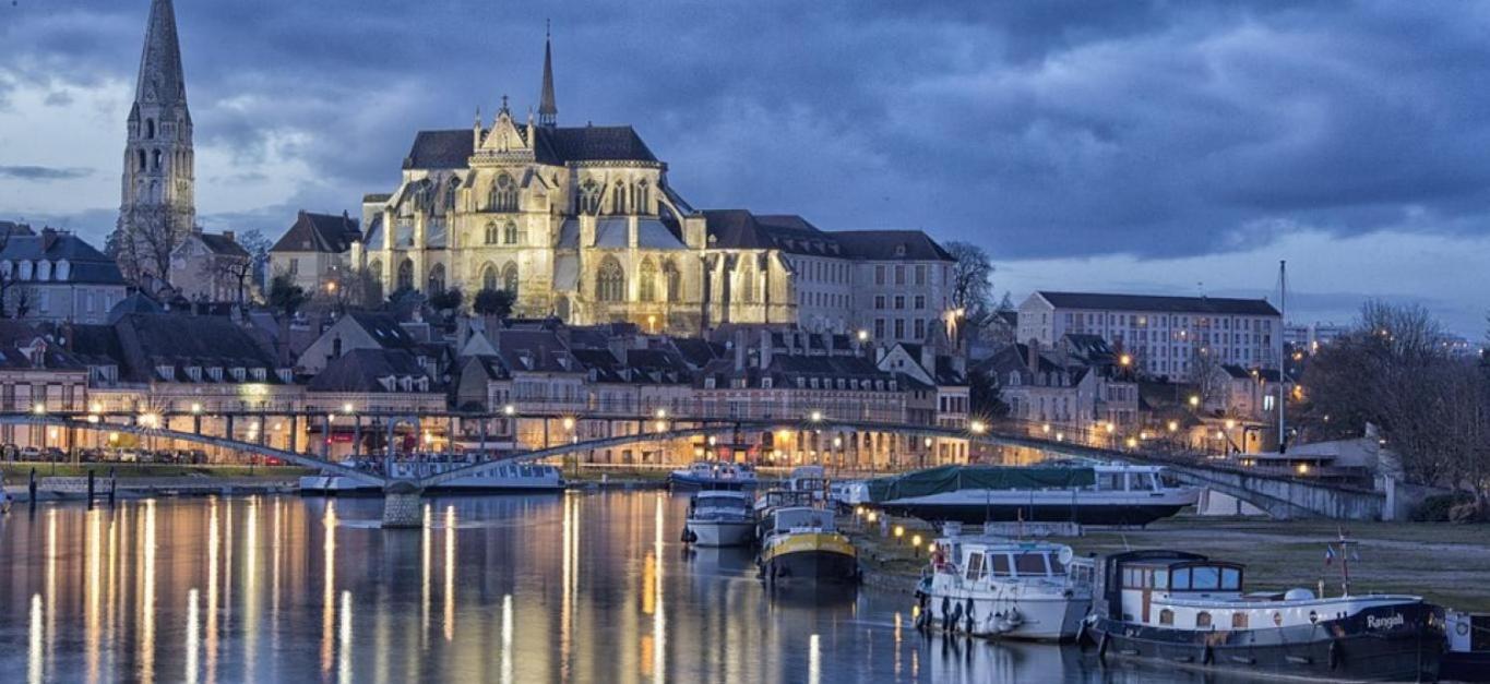 Meublé de tourisme La Maison d'Orgy Chevannes  Exterior foto